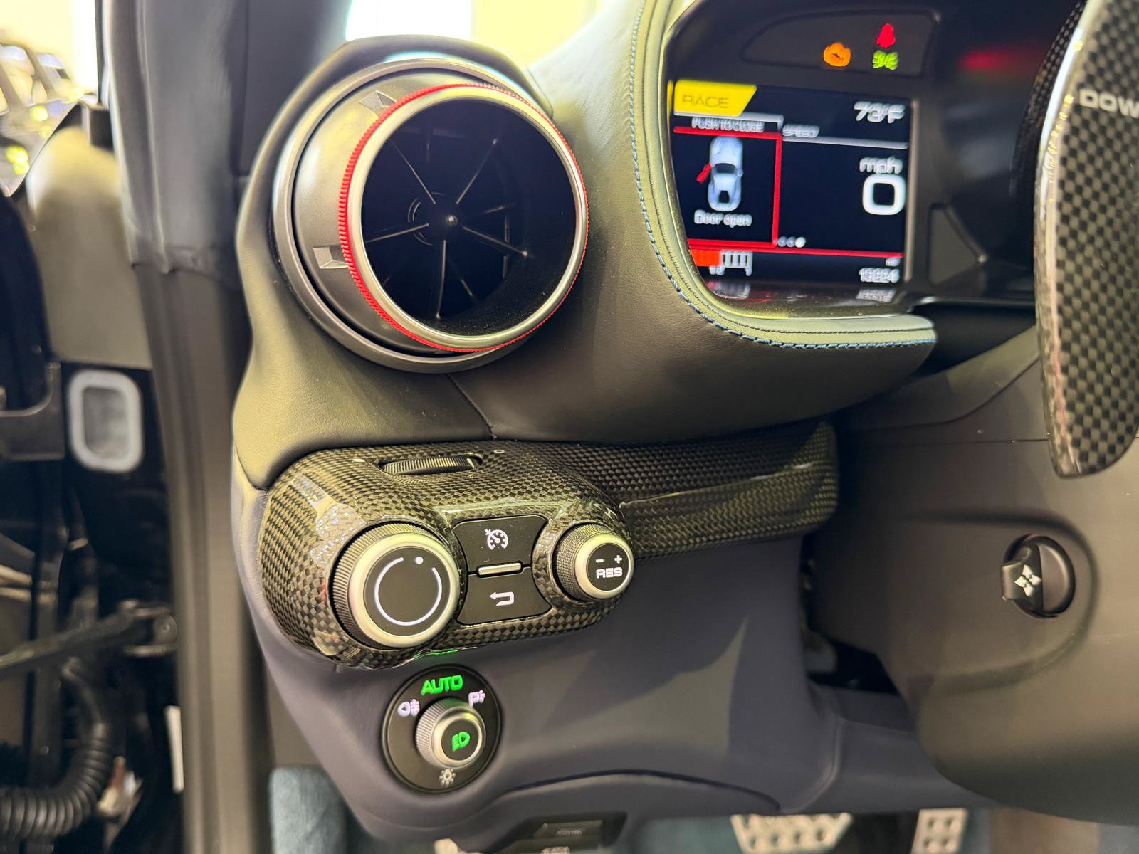 Used 2019 Ferrari 812 Superfast RWD image 29