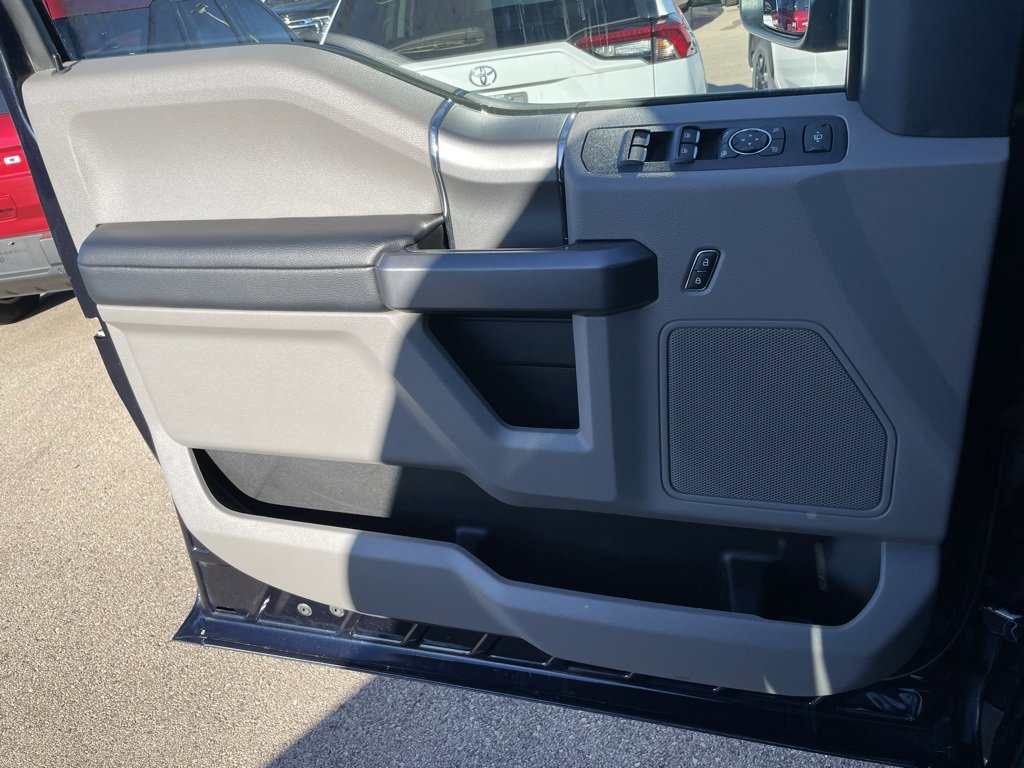 Used 2022 Ford F350 XLT w/ XLT Premium Package image 55