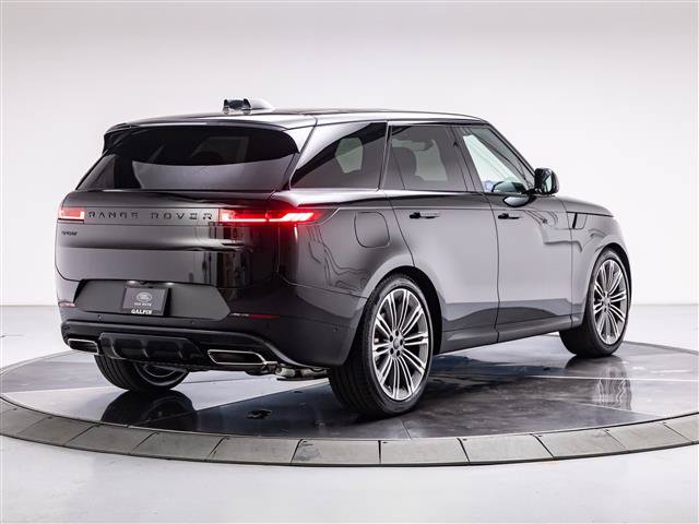 New 2027 Land Rover Range Rover Sport SE AWD/4WD image 5