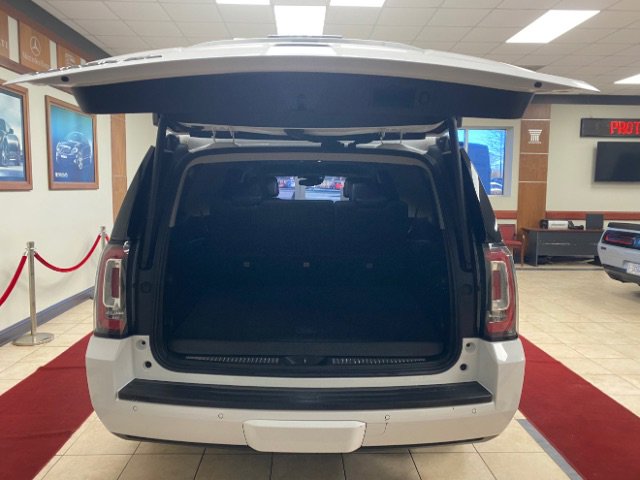 Used 2020 GMC Yukon XL SLT RWD image 7