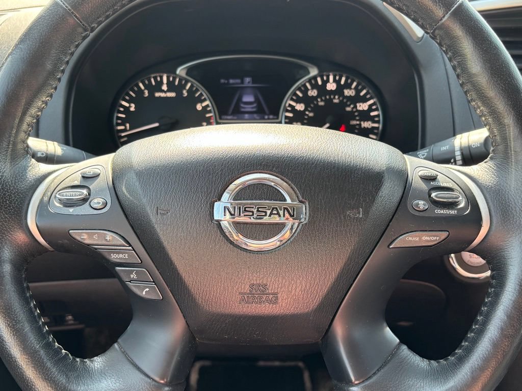Used 2019 Nissan Pathfinder Platinum AWD/4WD image 32