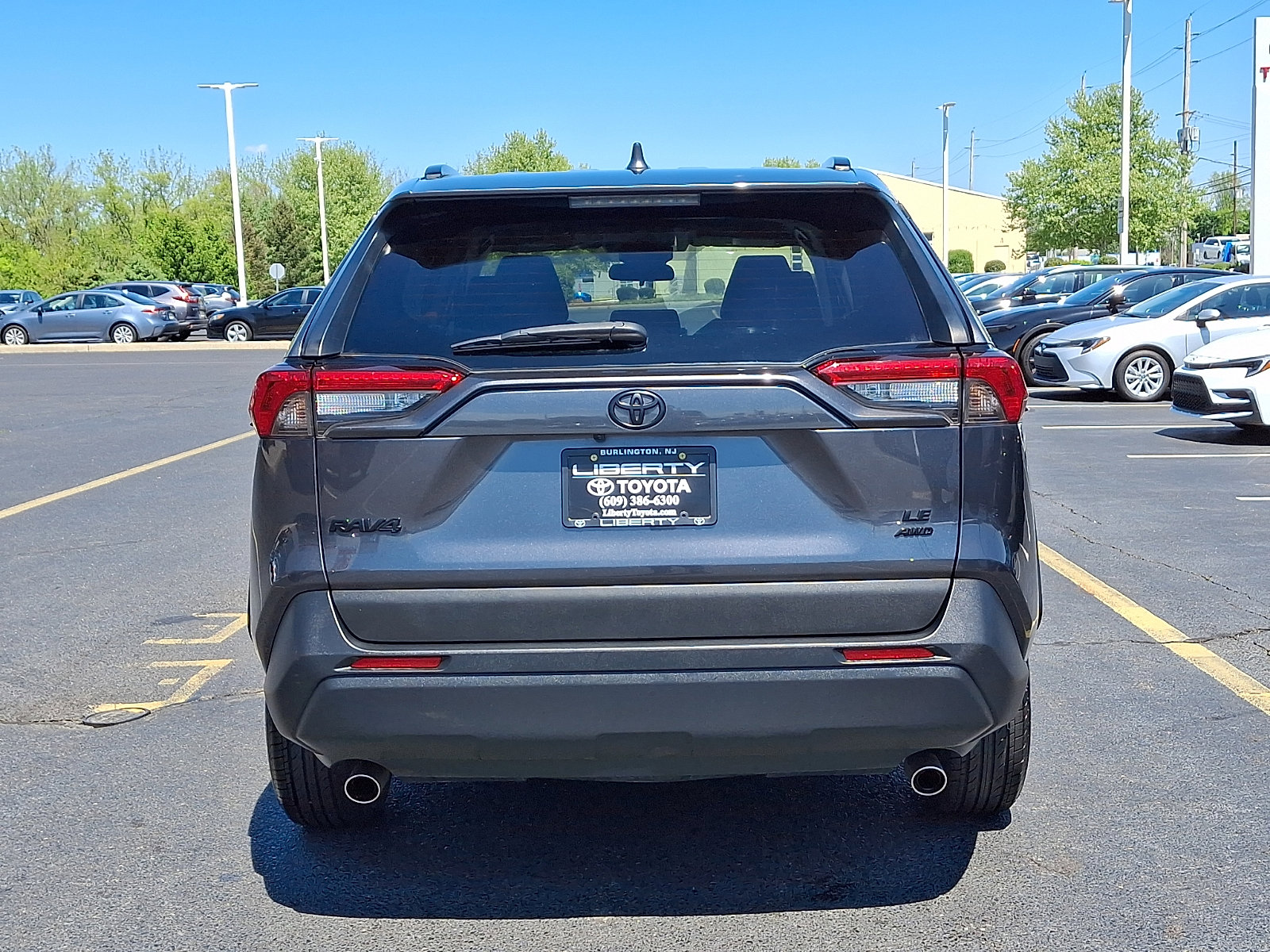 Used 2020 Toyota RAV4 LE w/ All Weather Liner Package AWD/4WD image 5