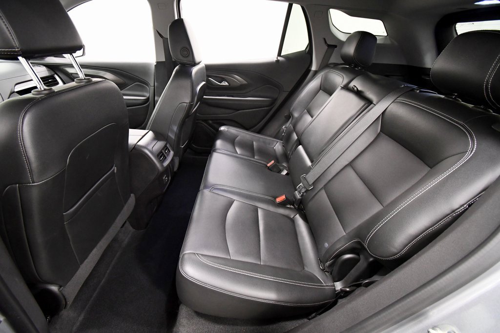 Used 2024 GMC Terrain SLT image 15