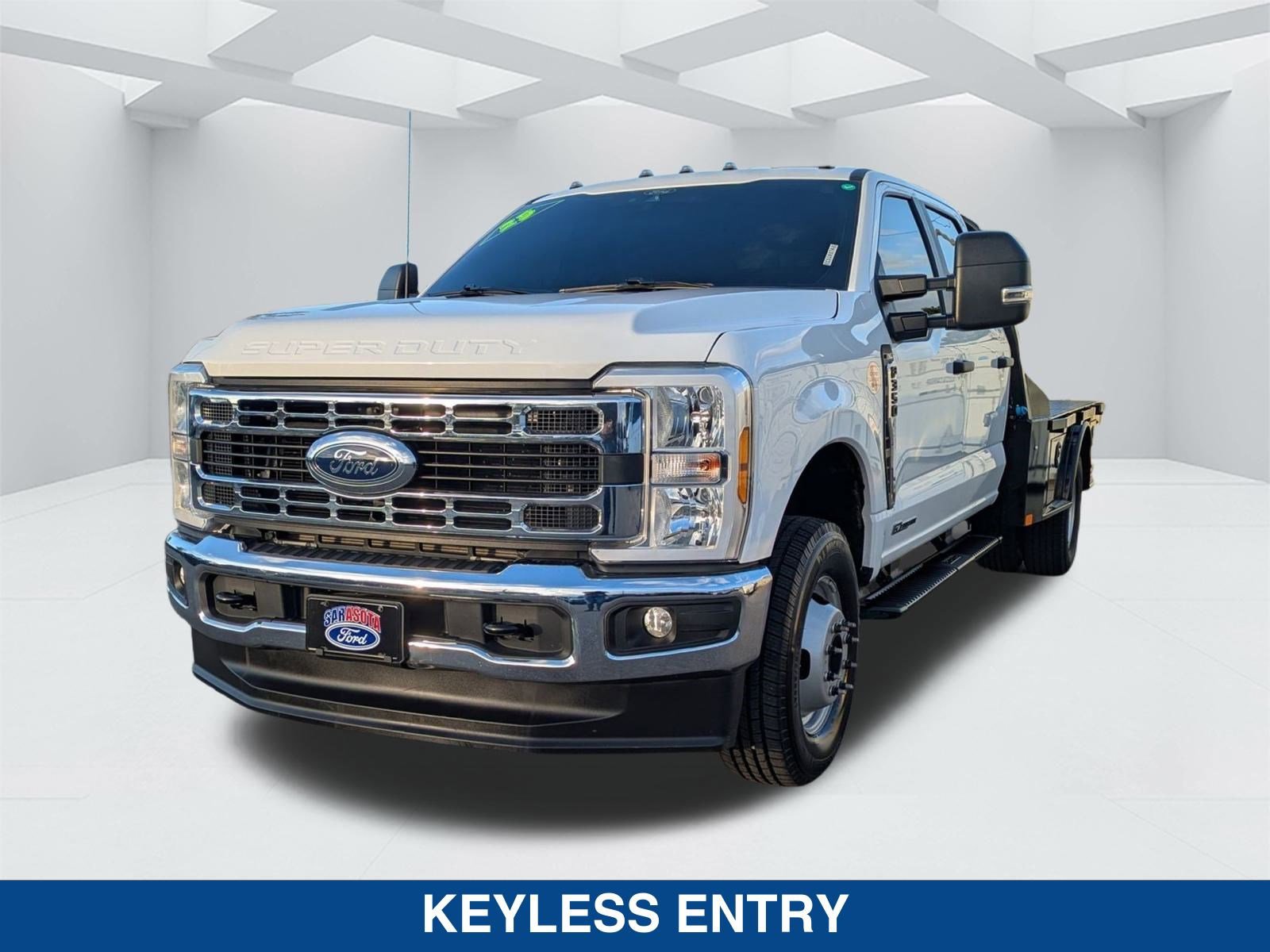 Used 2025 Ford F350 XL w/ XL Chrome Package image 7