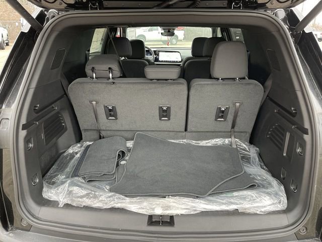 New 2026 Chevrolet Traverse LT w/ Driver Confidence Package FWD image 23
