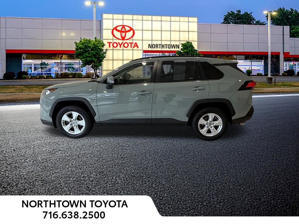 Used 2020 Toyota RAV4 XLE w/ Convenience Package AWD/4WD image 2