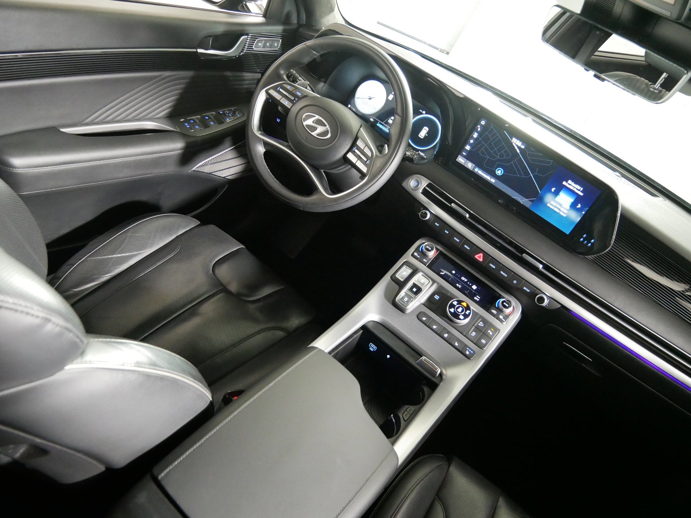 Used 2023 Hyundai Palisade Calligraphy AWD/4WD image 9