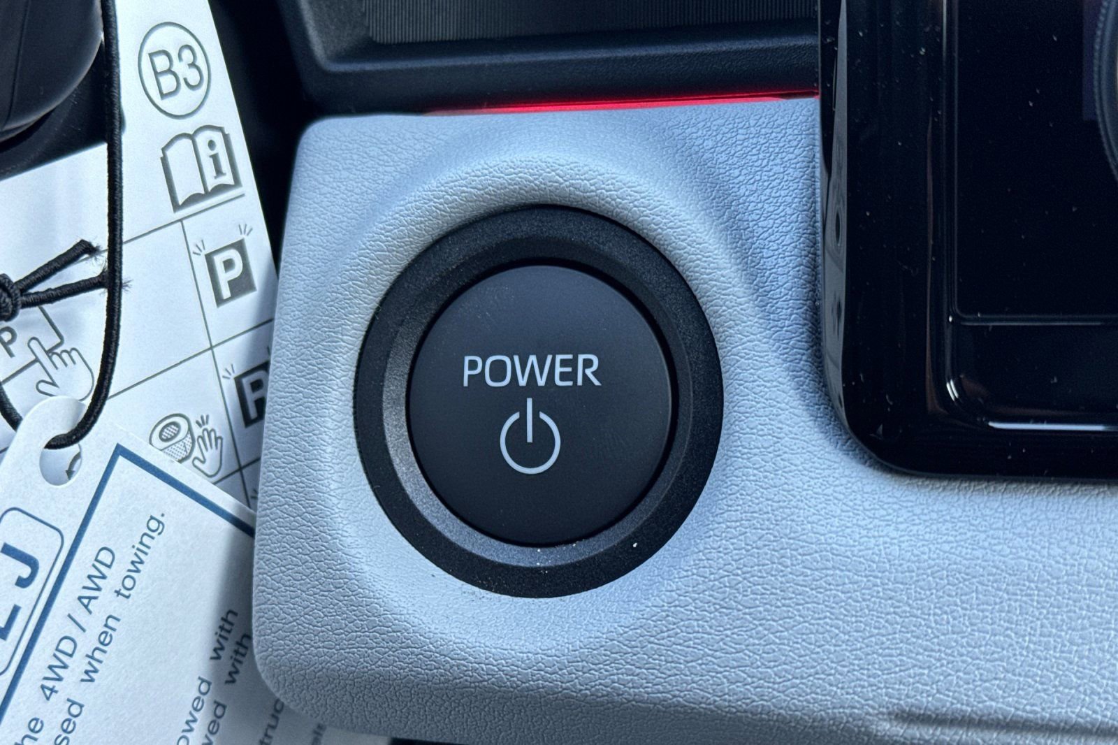 New 2026 Subaru Solterra Premium AWD/4WD image 22