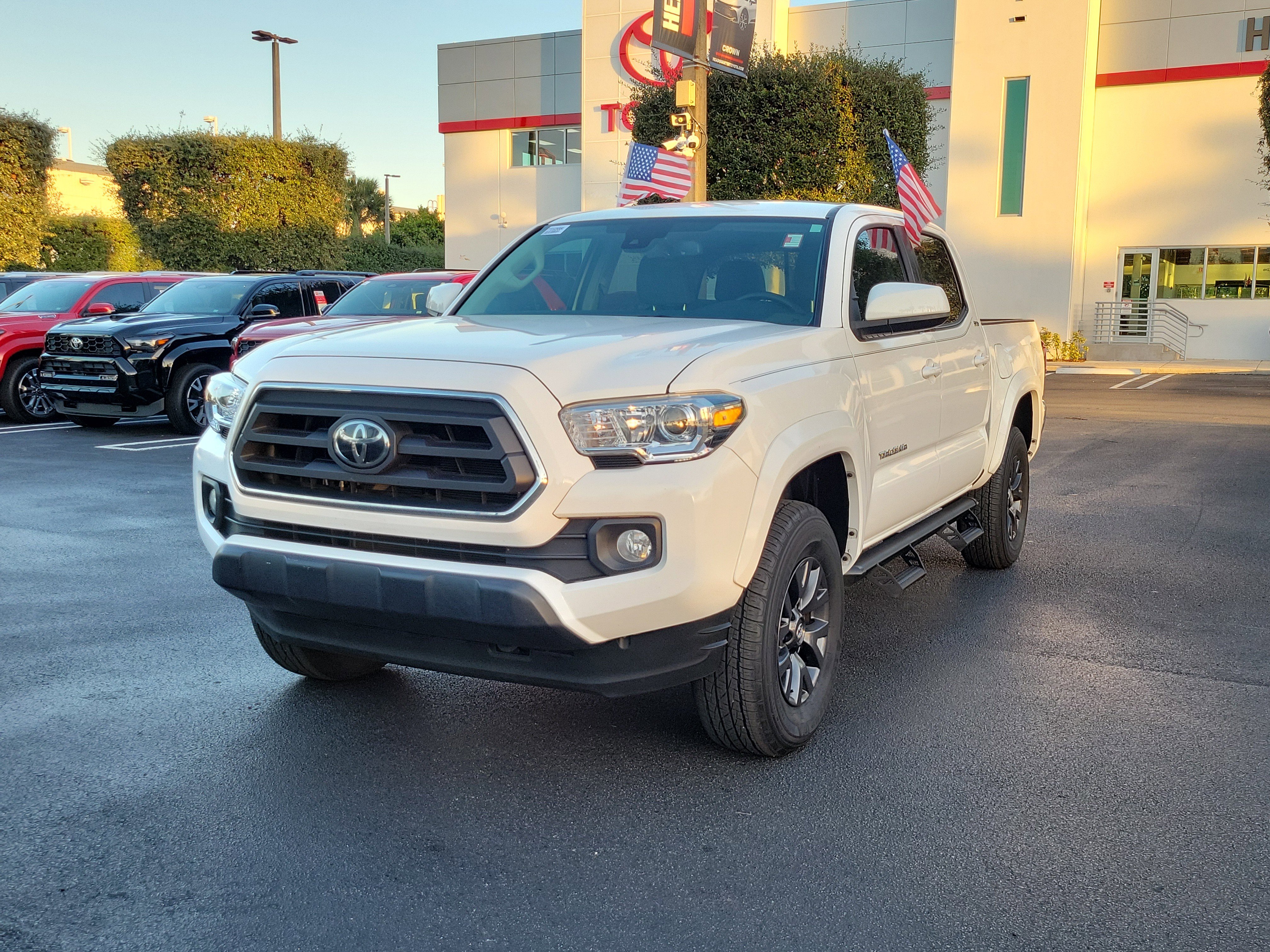 Used 2023 Toyota Tacoma SR5 image 5