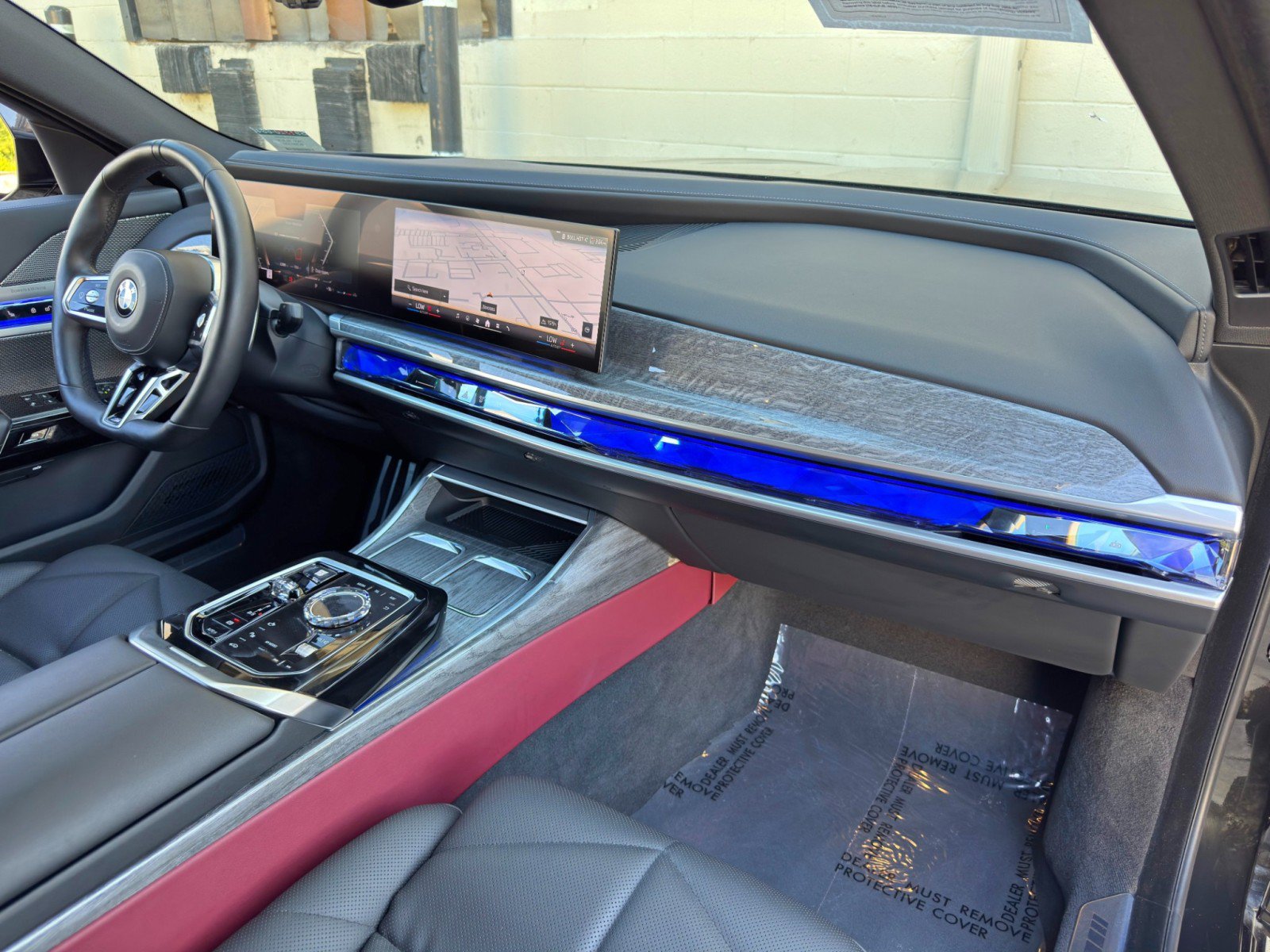 Used 2024 BMW 740i w/ Premium Package 2 RWD image 15