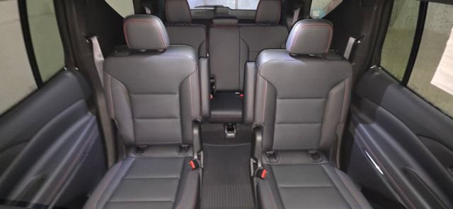 New 2026 Chevrolet Traverse Z71 w/ Driver Confidence Package image 31