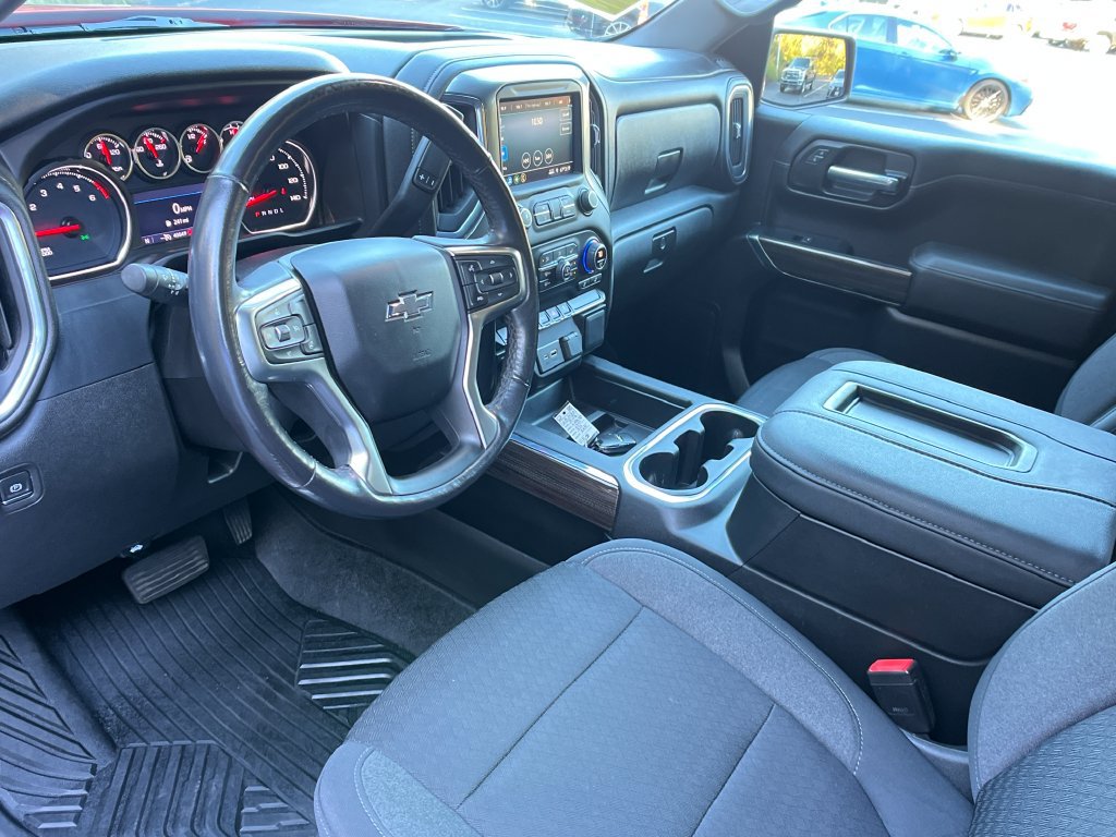 Used 2021 Chevrolet Silverado 1500 LT Trail Boss w/ Bed Protection Package AWD/4WD image 10