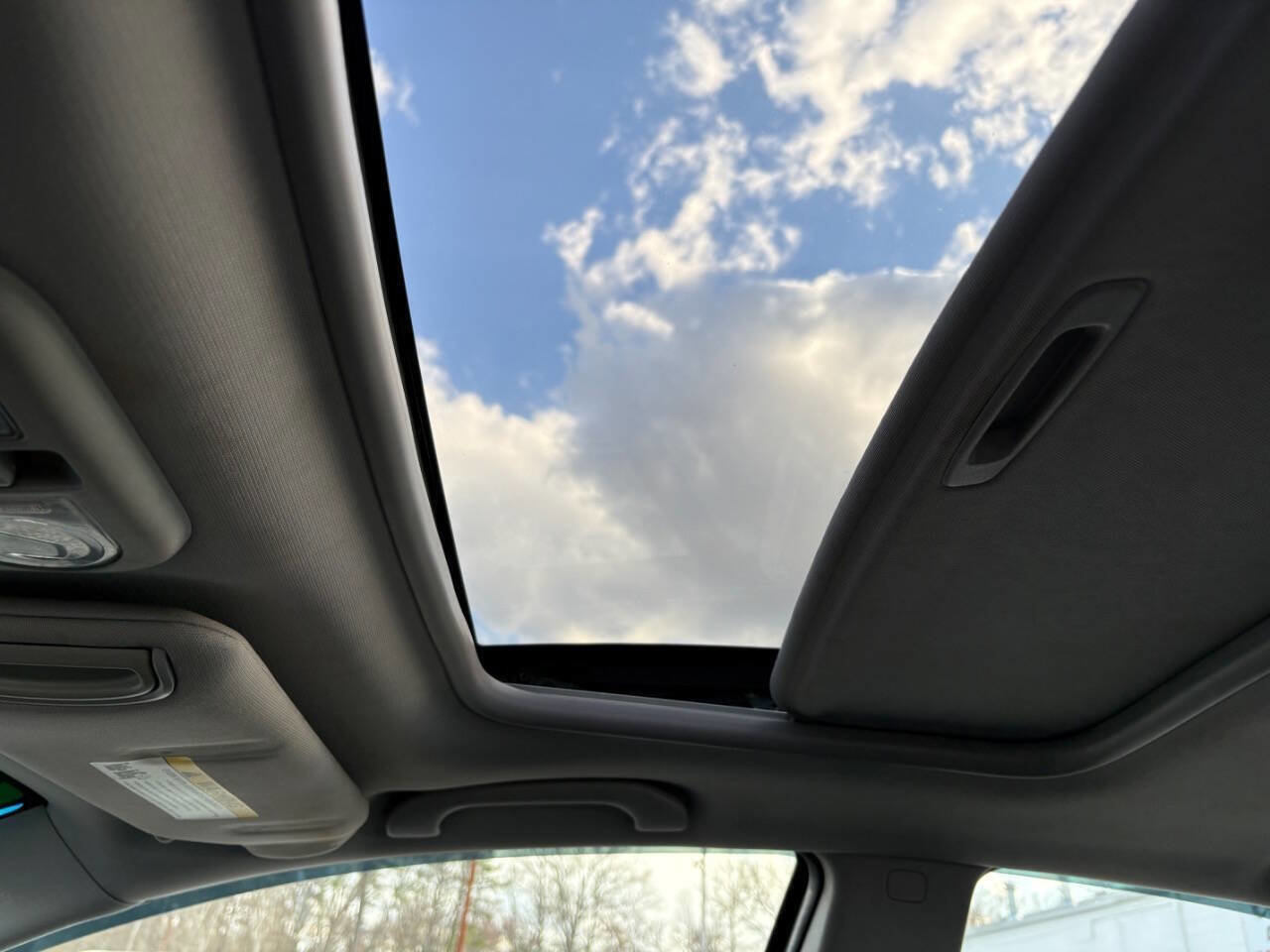 Used 2007 Mitsubishi Galant ES image 13