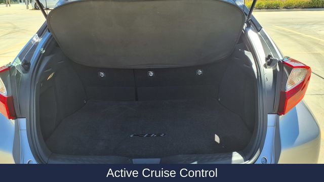 Used 2019 Toyota C-HR LE image 12