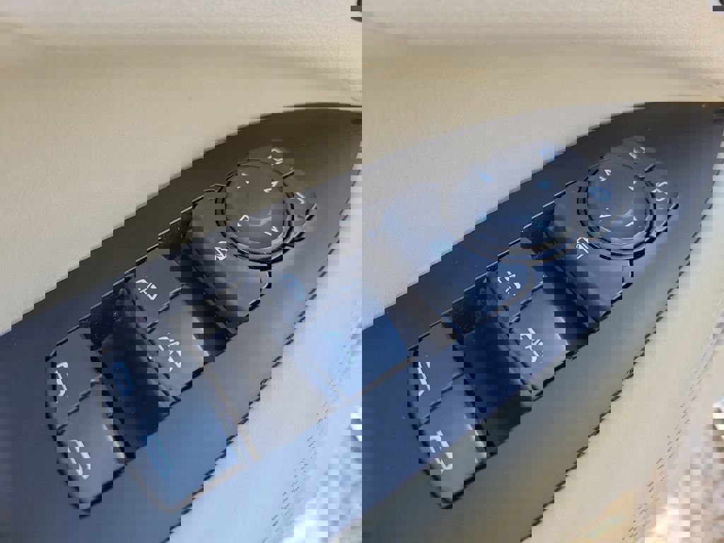 Used 2019 Buick LaCrosse Essence w/ Sights and Sounds Package image 14