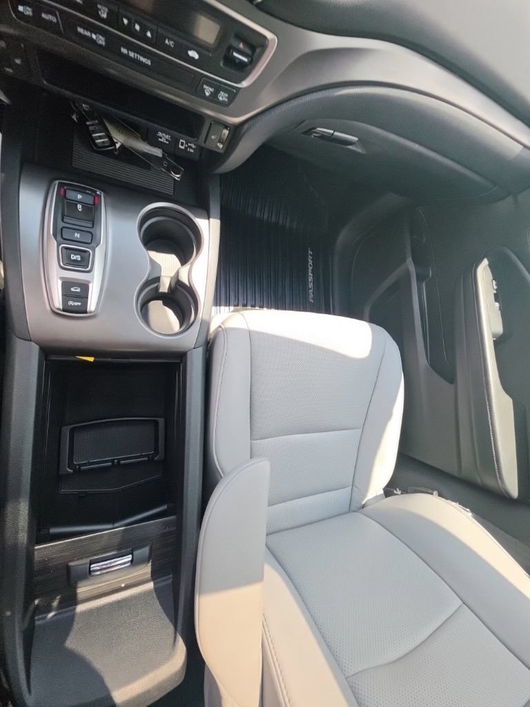 Used 2023 Honda Passport EX-L image 25
