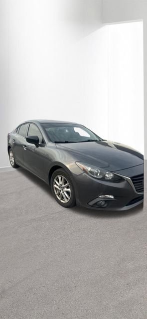 Used 2015 MAZDA MAZDA3 i Grand Touring image 2