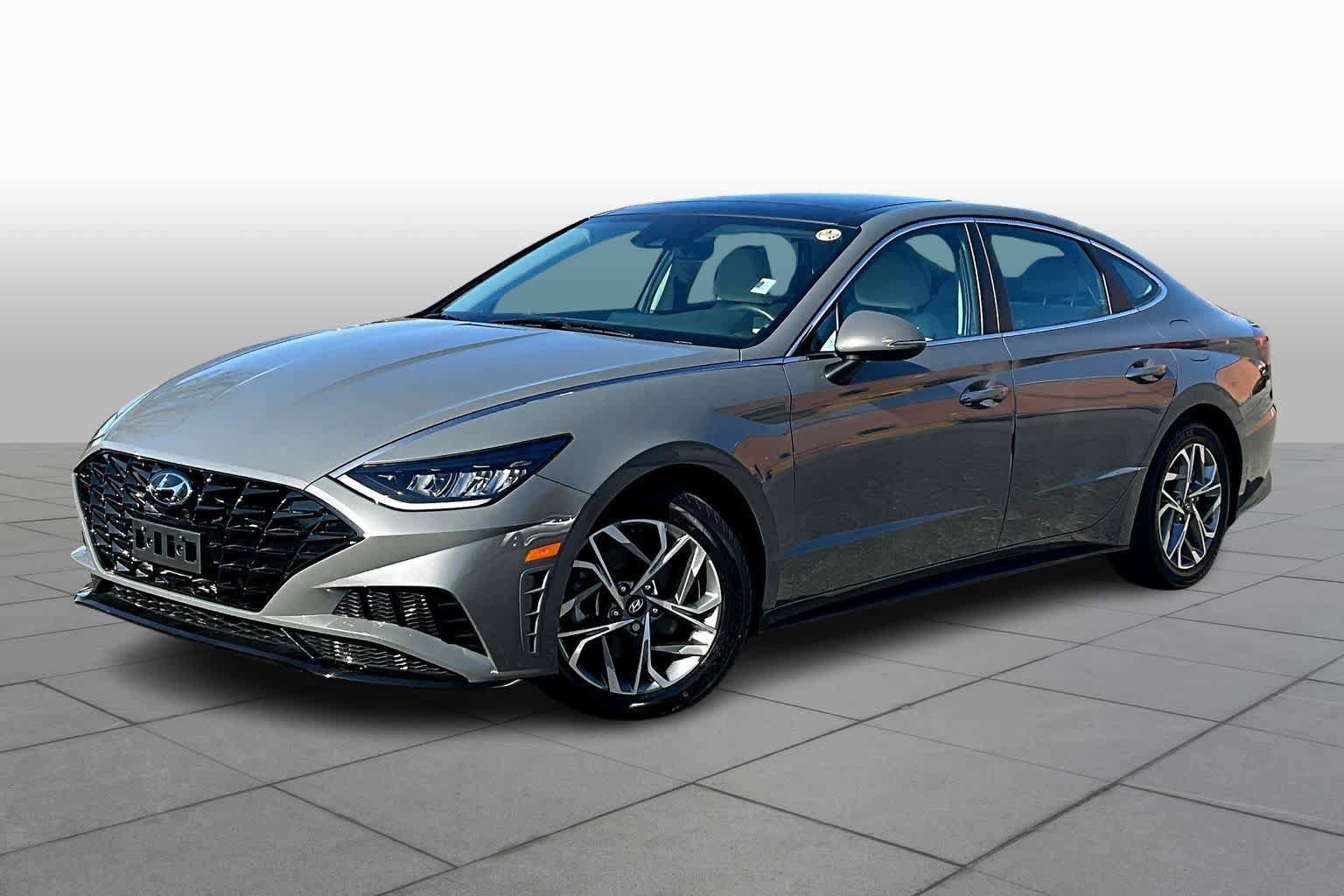 Used 2023 Hyundai Sonata SEL w/ Convenience Package