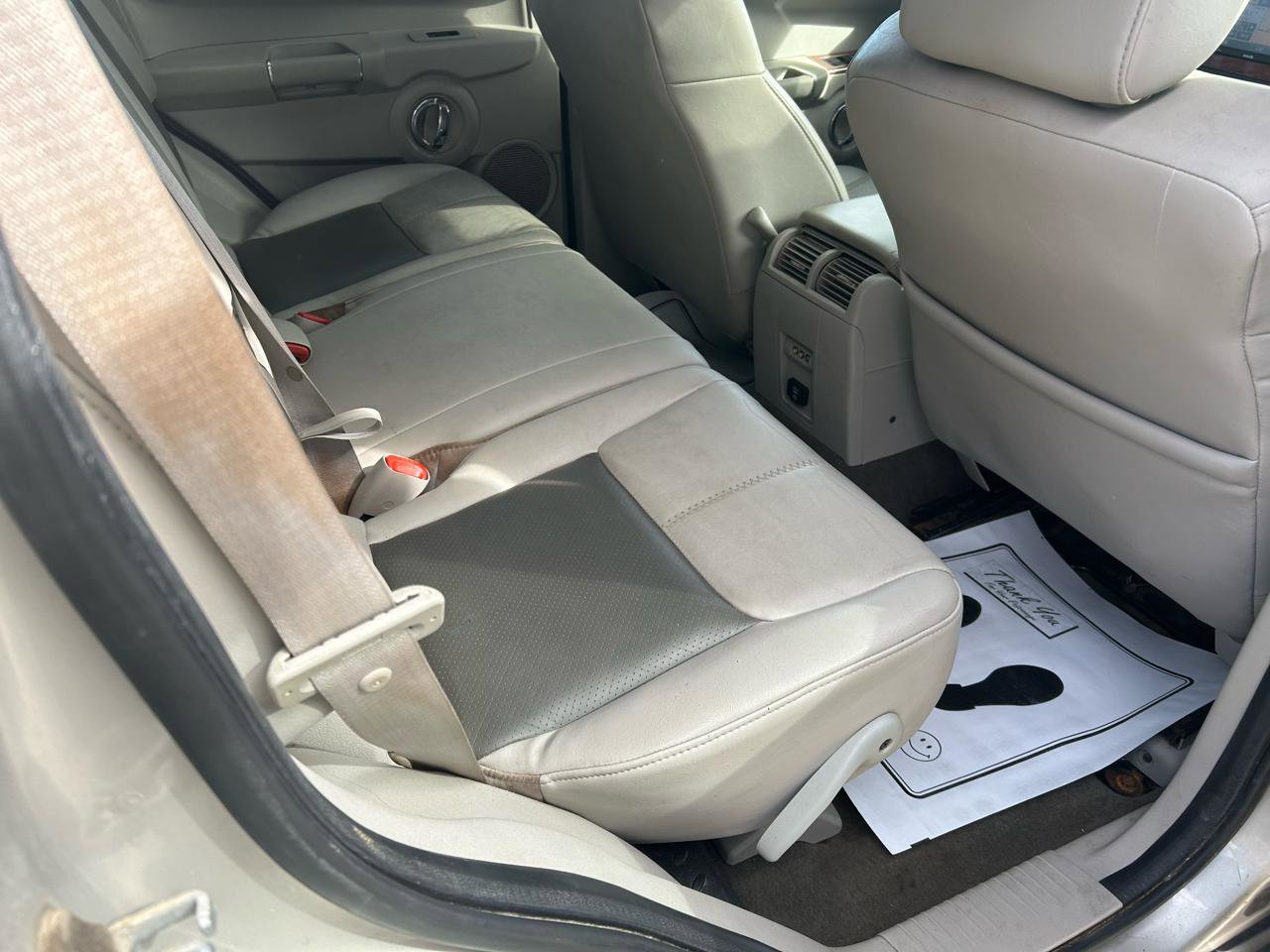 Used 2008 Jeep Commander Limited image 11