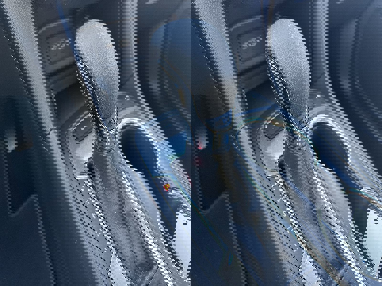 Used 2023 Chevrolet Equinox LT image 30