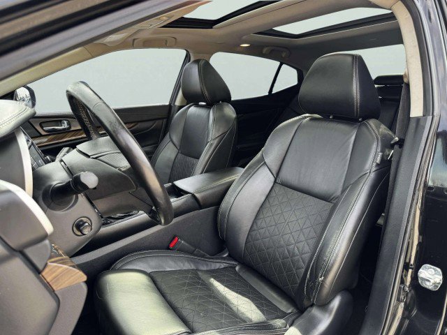 Used 2017 Nissan Maxima Platinum image 19