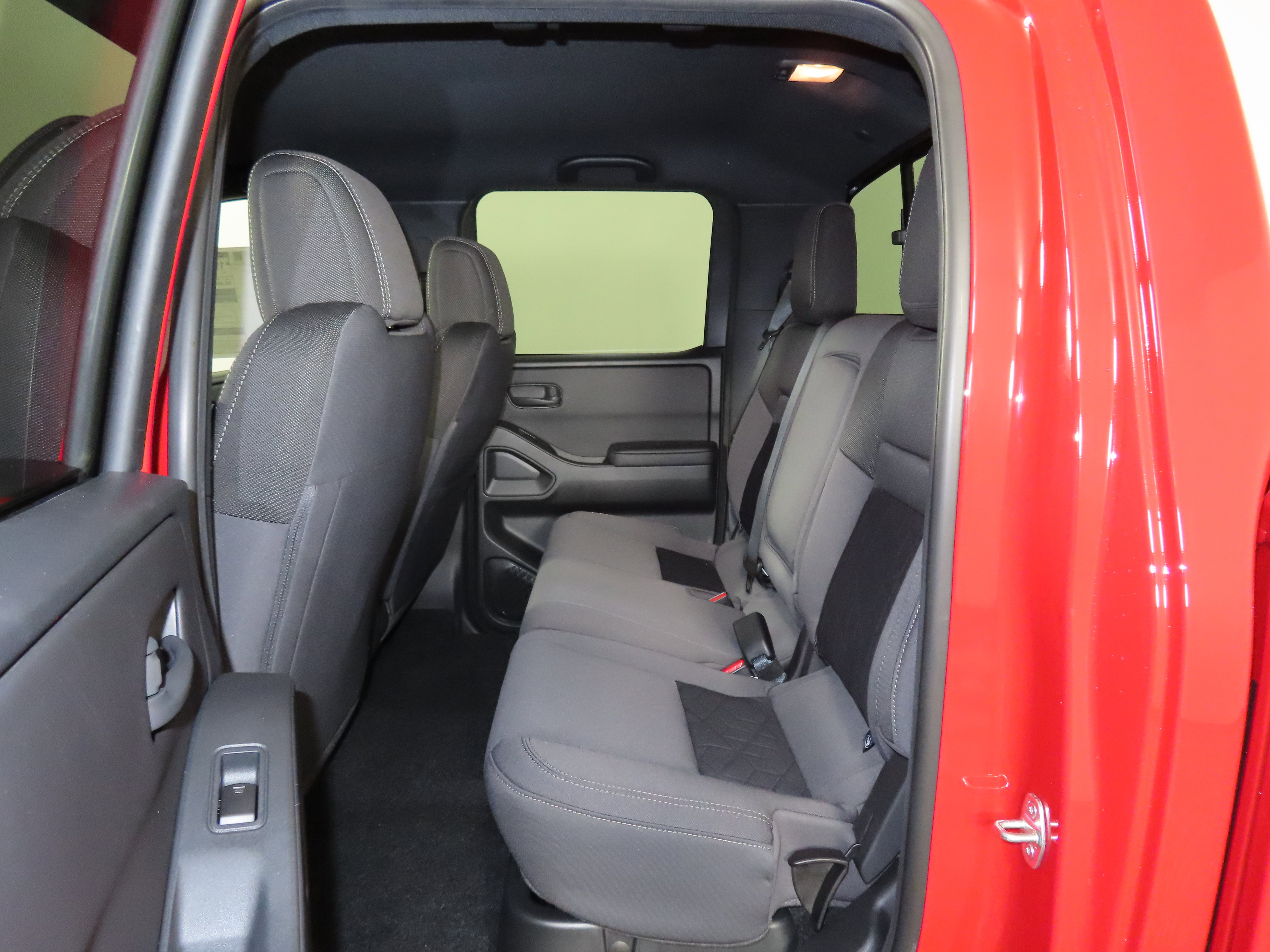 New 2026 Nissan Frontier SV w/ All-Weather Content Package image 7