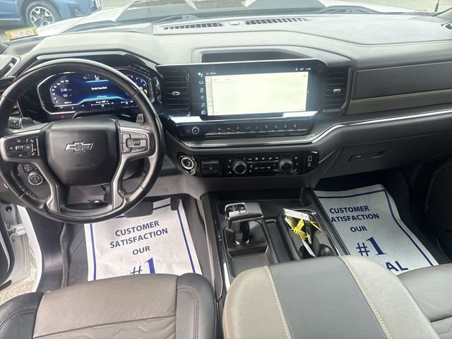 Used 2024 Chevrolet Silverado 1500 ZR2 image 21