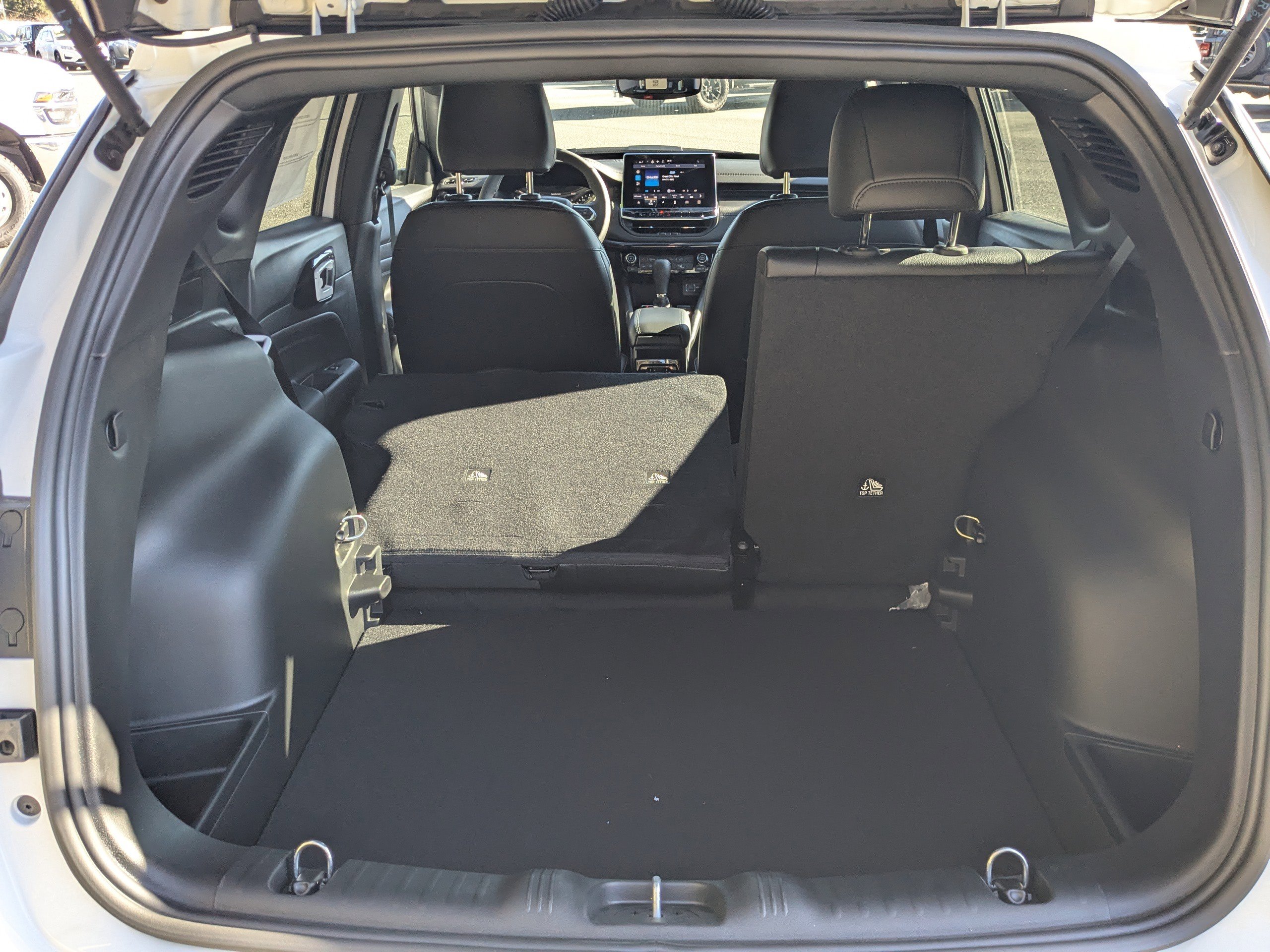 New 2026 Jeep Compass Latitude image 12