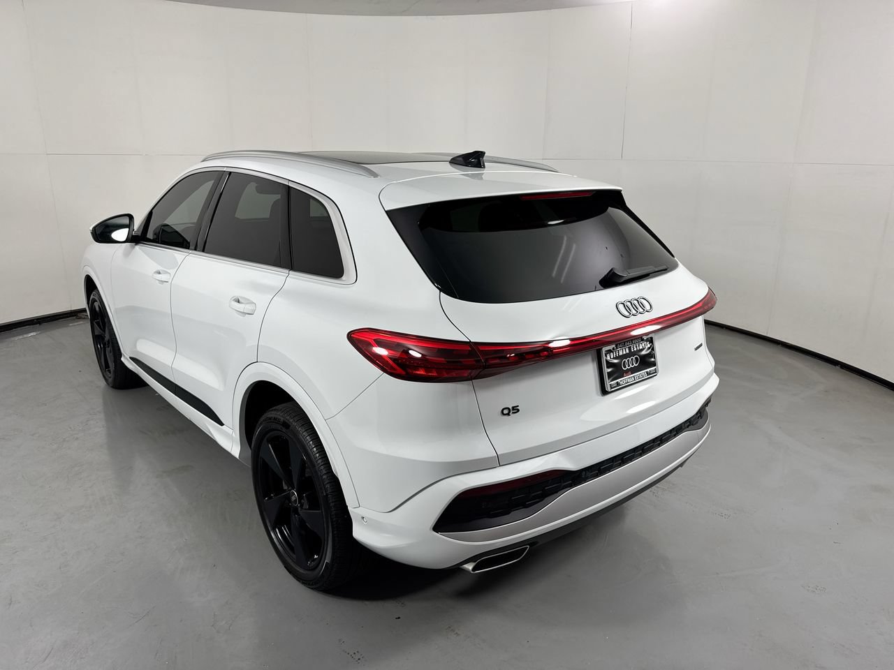 Used 2025 Audi Q5 Premium Plus w/ Premium Plus AWD/4WD image 34