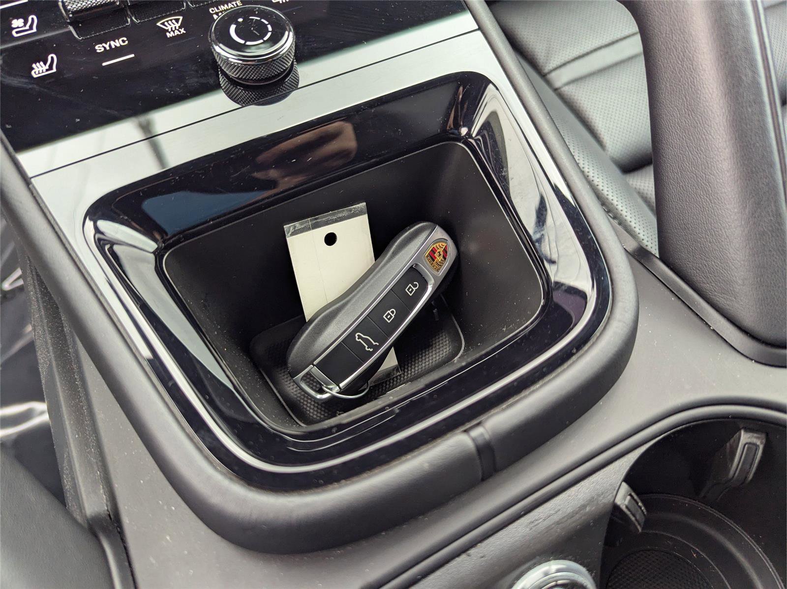 Used 2024 Porsche Cayenne S image 16