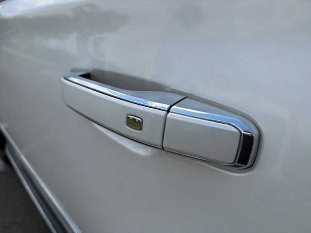 Used 2020 GMC Yukon Denali w/ Open Road Package AWD/4WD image 15
