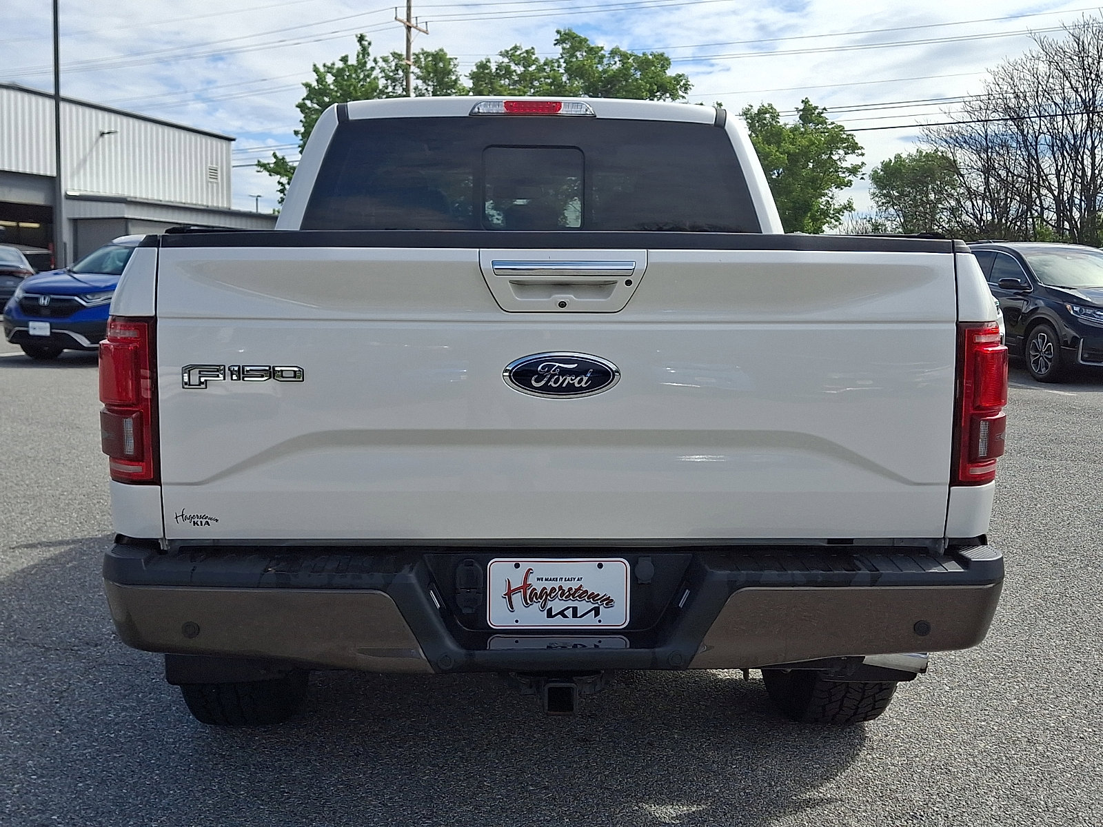 Used 2017 Ford F150 Lariat w/ Equipment Group 502A Luxury AWD/4WD image 5