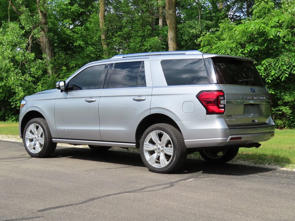Used 2023 Ford Expedition Platinum AWD/4WD image 4