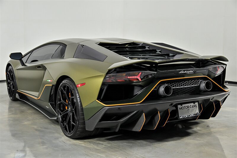Used 2022 Lamborghini Aventador LP 780-4 Ultimae AWD/4WD image 10