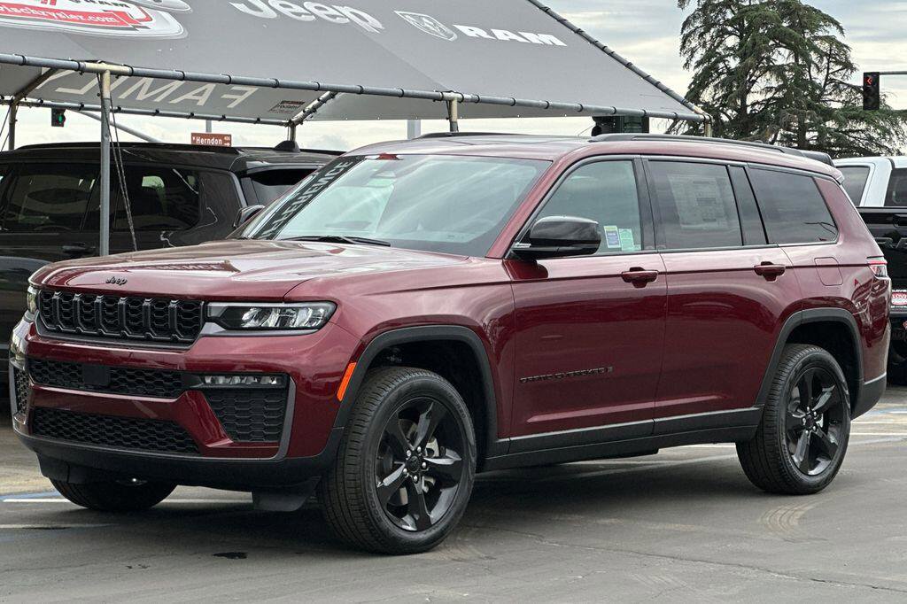 New 2026 Jeep Grand Cherokee L Limited AWD/4WD image 8