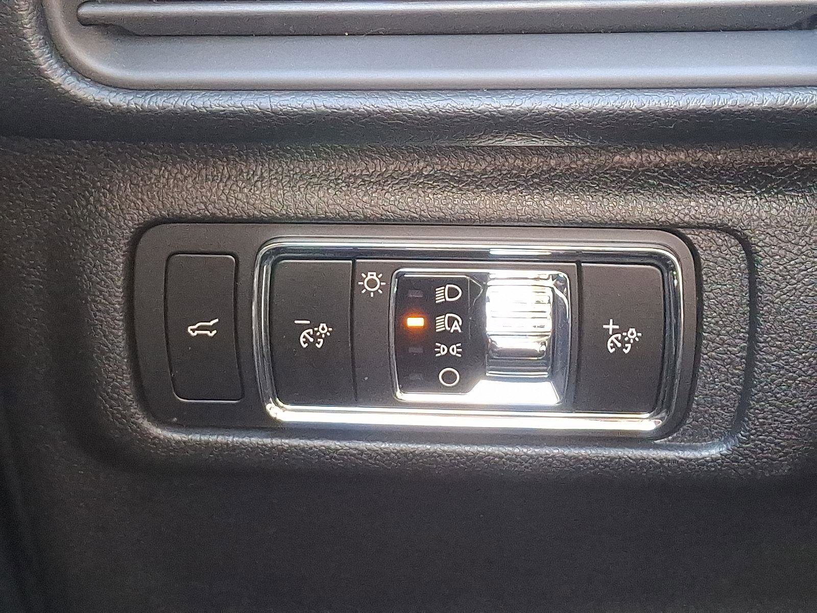 New 2025 Lincoln Corsair Premiere image 14