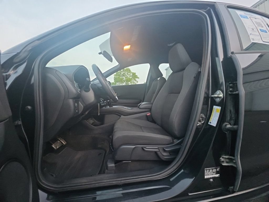 Used 2019 Honda HR-V Sport image 13