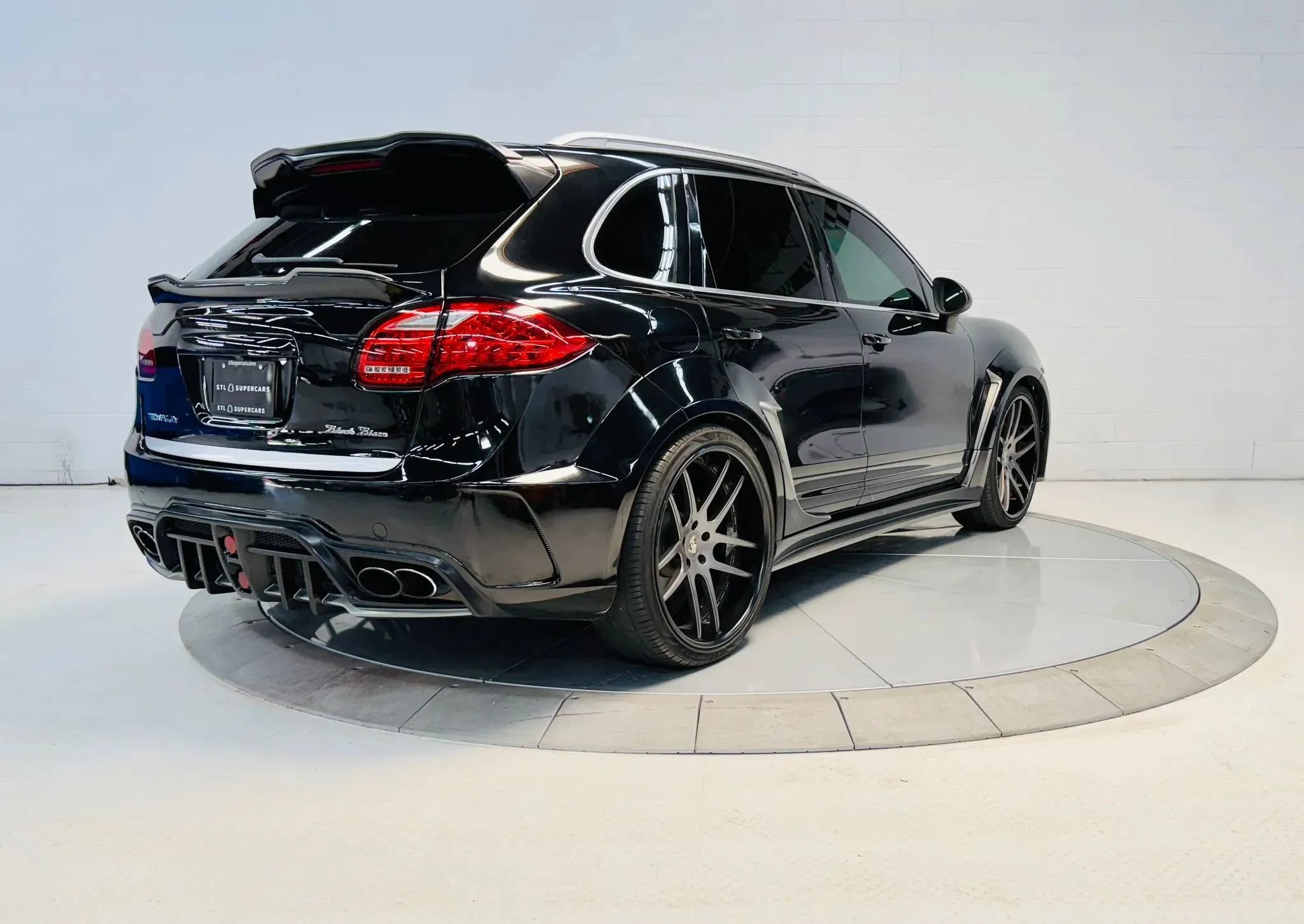 Used 2013 Porsche Cayenne S AWD/4WD image 8