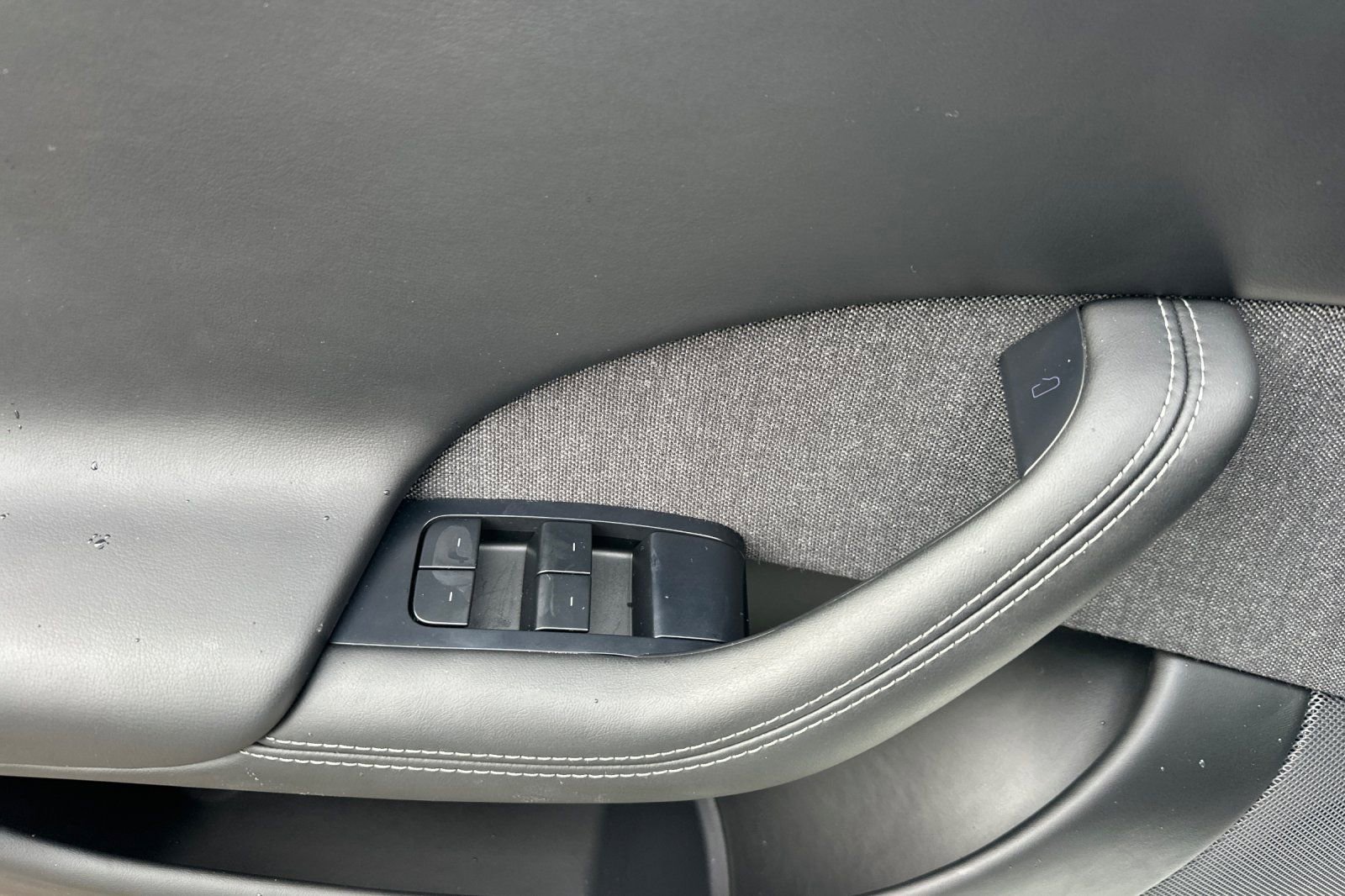 Used 2021 Tesla Model S Plaid image 10