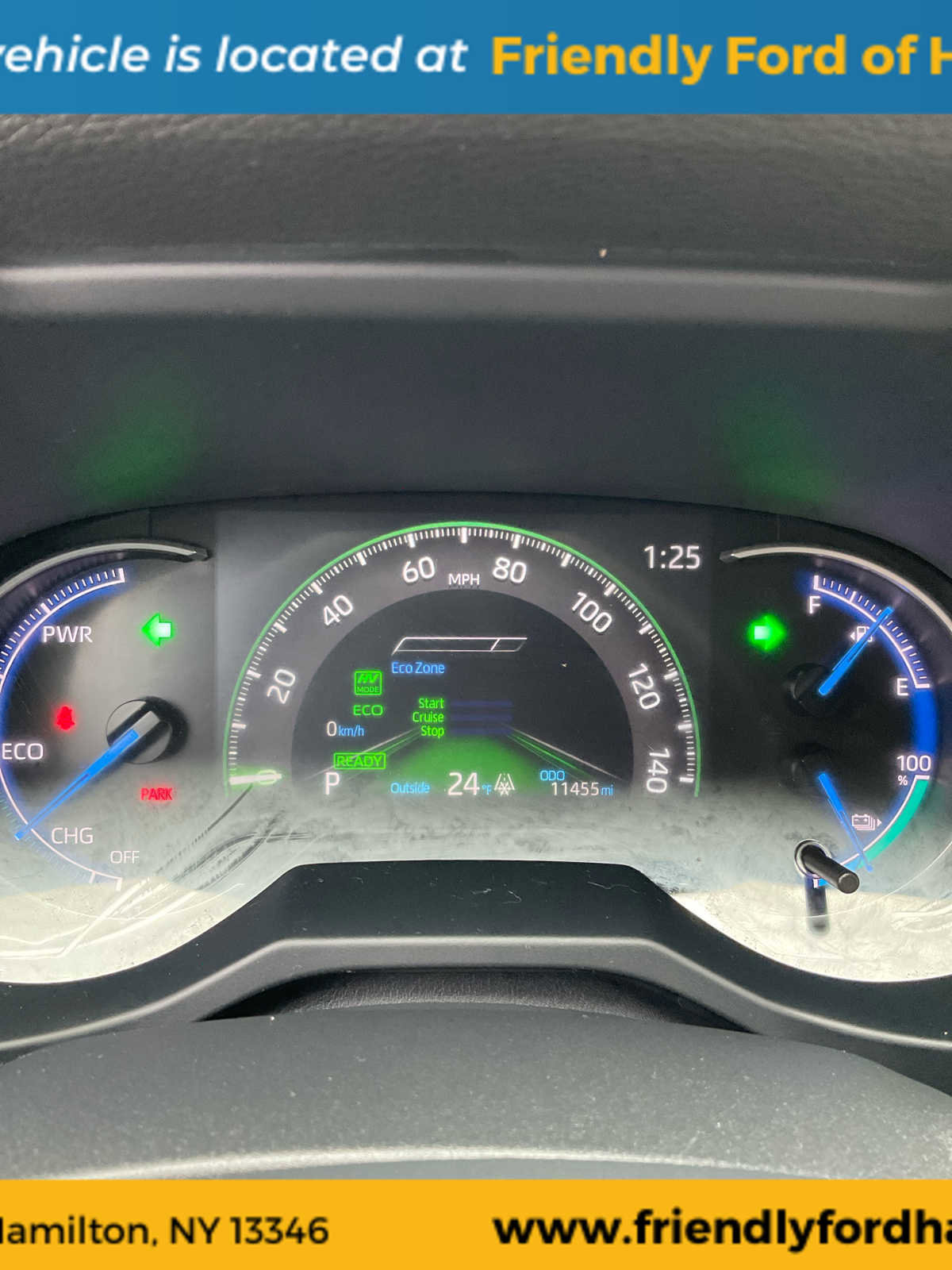 Used 2024 Toyota RAV4 SE w/ Weather & Moonroof Package image 26