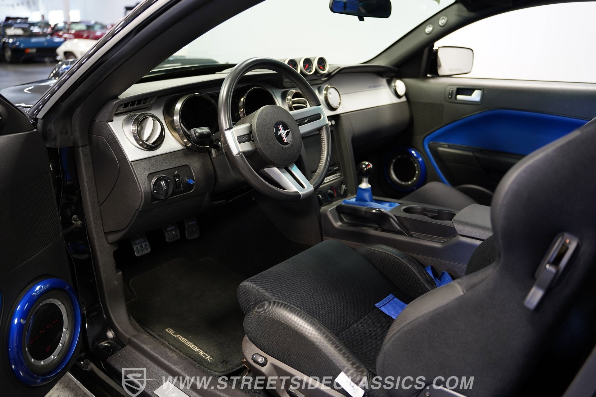 Used 2005 Ford Mustang GT RWD image 4