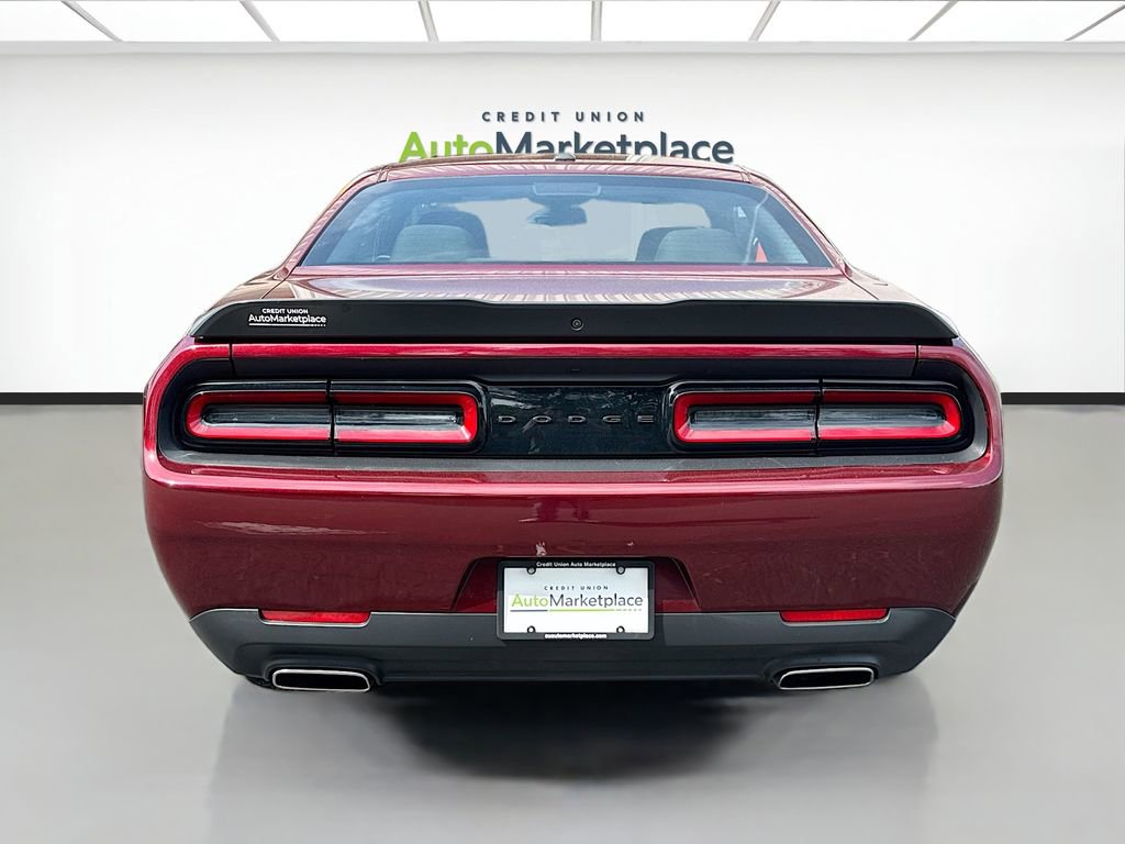 Used 2023 Dodge Challenger SXT w/ Blacktop Package image 5
