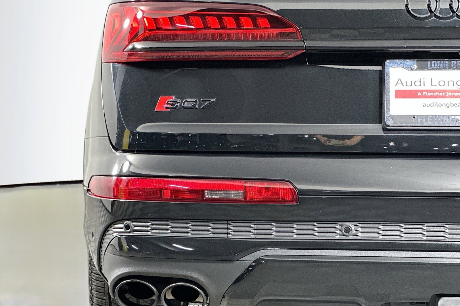 Used 2023 Audi SQ7 Prestige w/ Prestige Package image 18