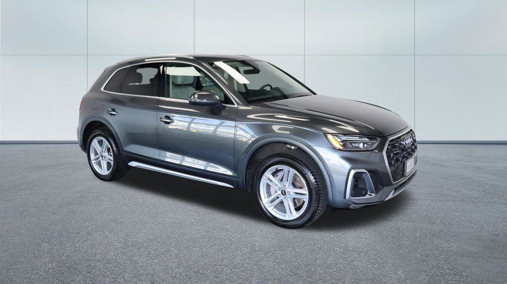 Used 2023 Audi Q5 e Premium Plus w/ Premium Plus Package AWD/4WD image 10