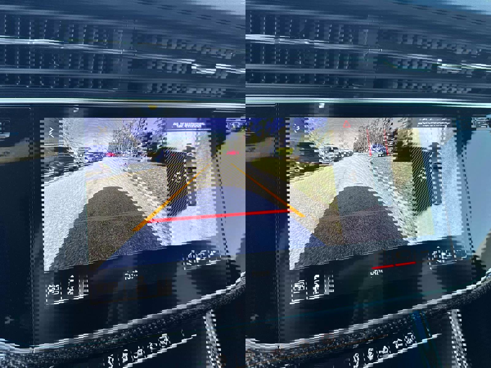 Used 2020 Audi SQ8 Premium Plus w/ Driver Assistance Package image 29