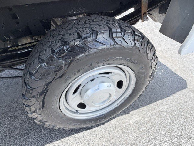 Used 2018 Ford F250 XL w/ Power Equipment Group AWD/4WD image 10
