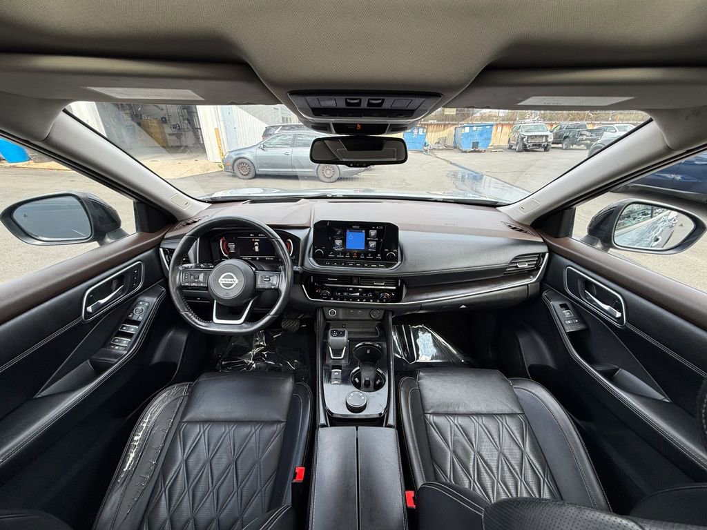 Used 2021 Nissan Rogue Platinum image 23