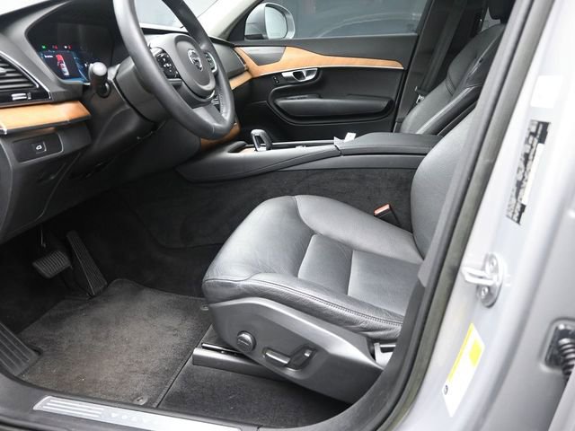 Certified 2023 Volvo XC90 B5 Plus image 17