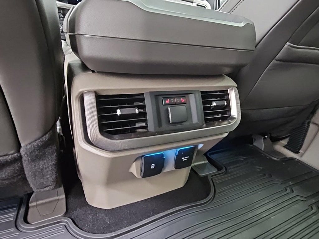 Used 2025 Ford F150 Platinum w/ Equipment Group 703A Plus image 37