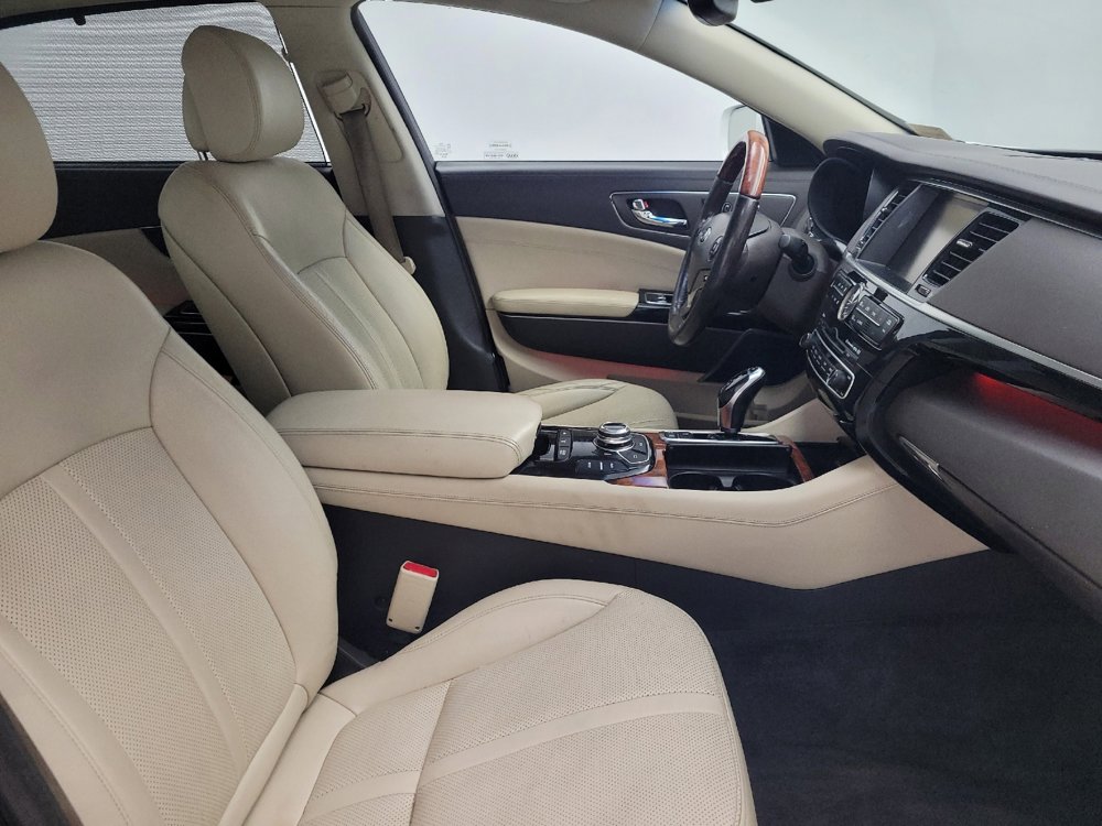 Used 2015 Kia K900 Premium w/ Interior Highline Package image 21